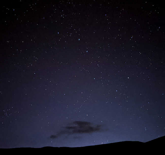 Stargazing at the Fishing Hut, luxury experiences SCALISCRO estate Isle of Lewis