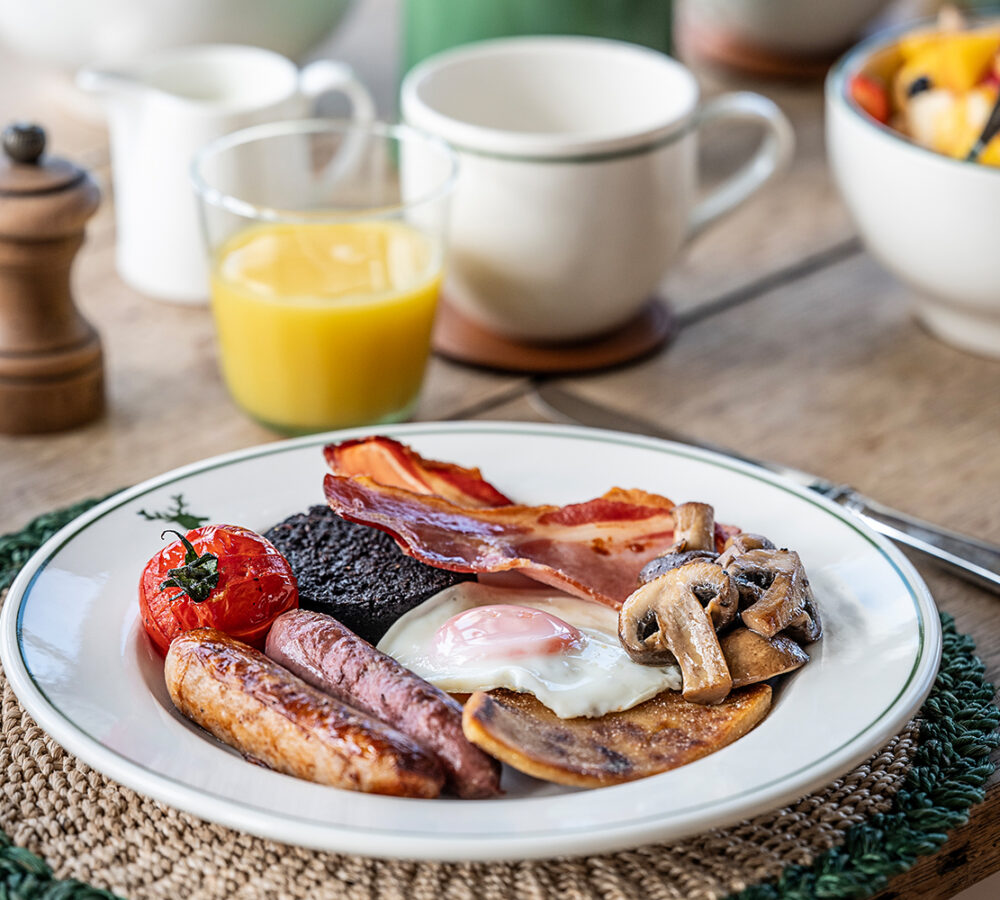 Full English Breakfast at SCALISCRO Estate Isle of Lewis